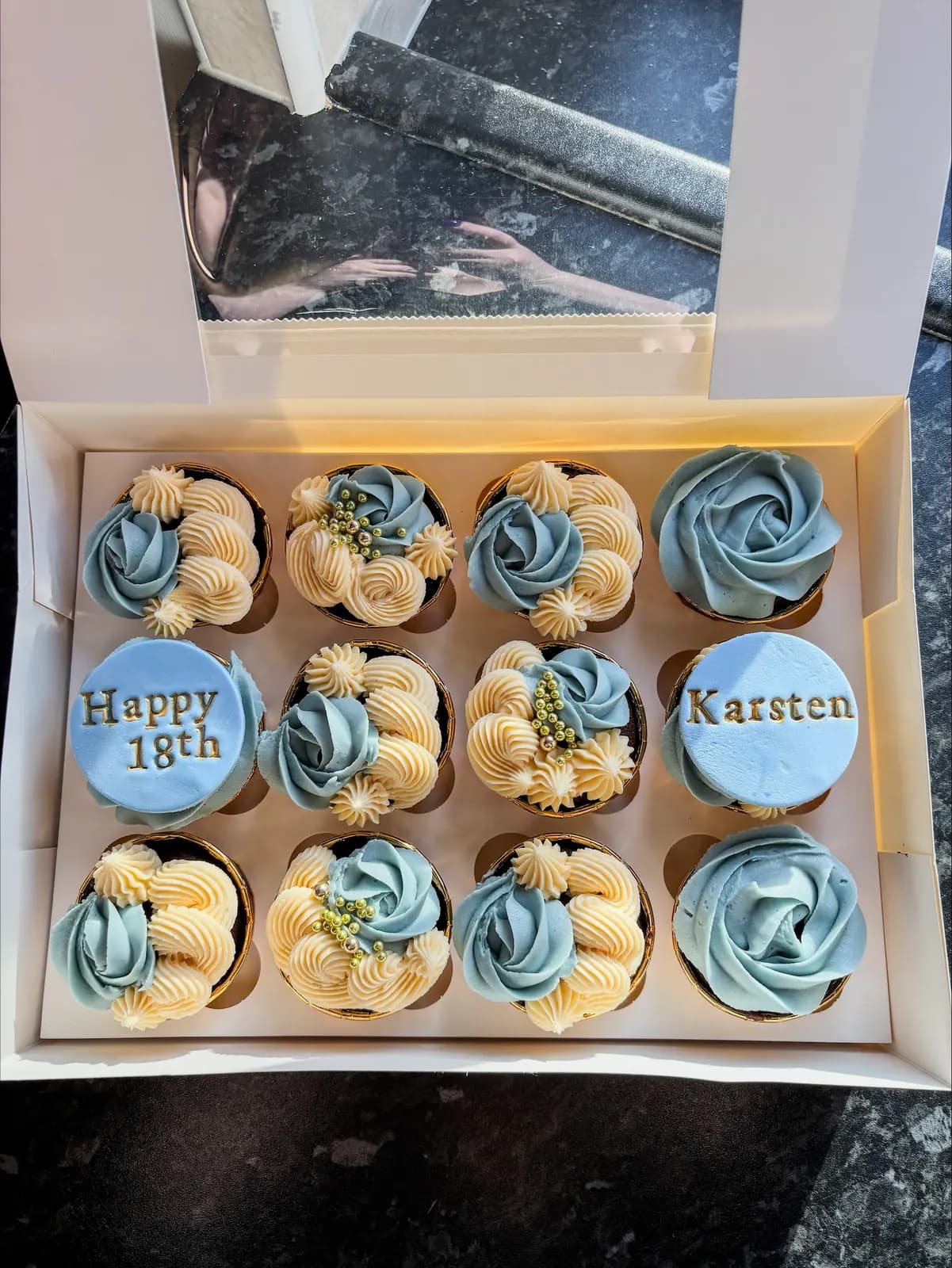 Blue cream 18th cupcakes