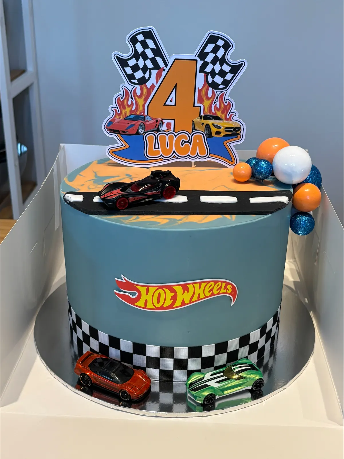 Hot Wheels fourth birthday cake