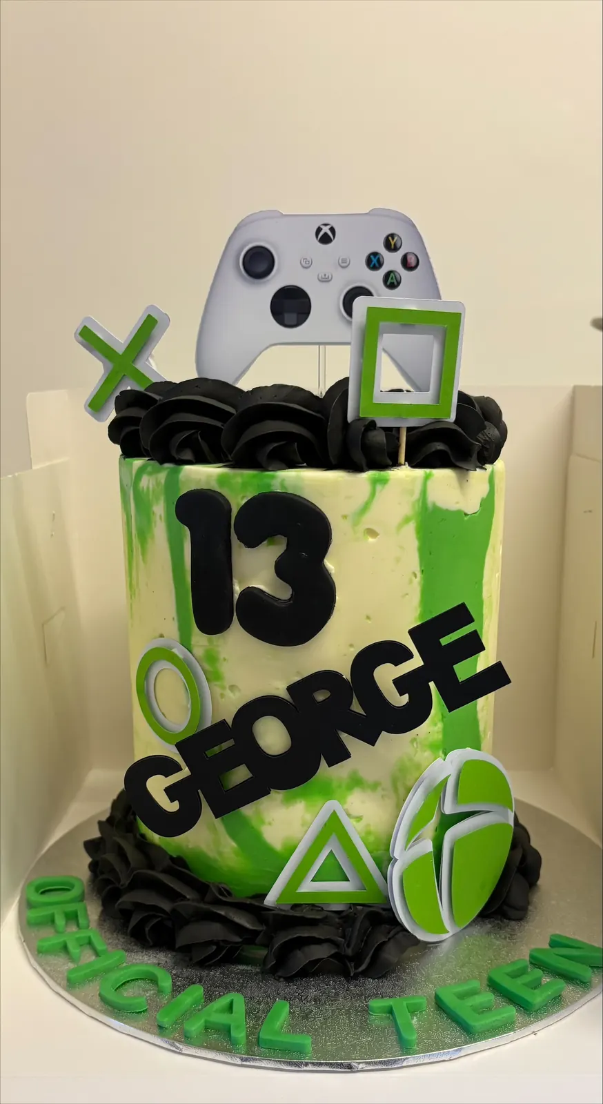 Gaming birthday cake